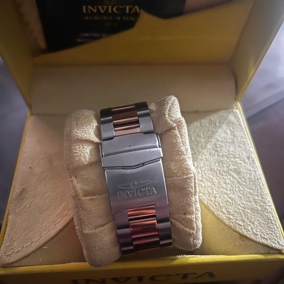 Invicta Men's Two-Tone Watch - Picture 2 of 4